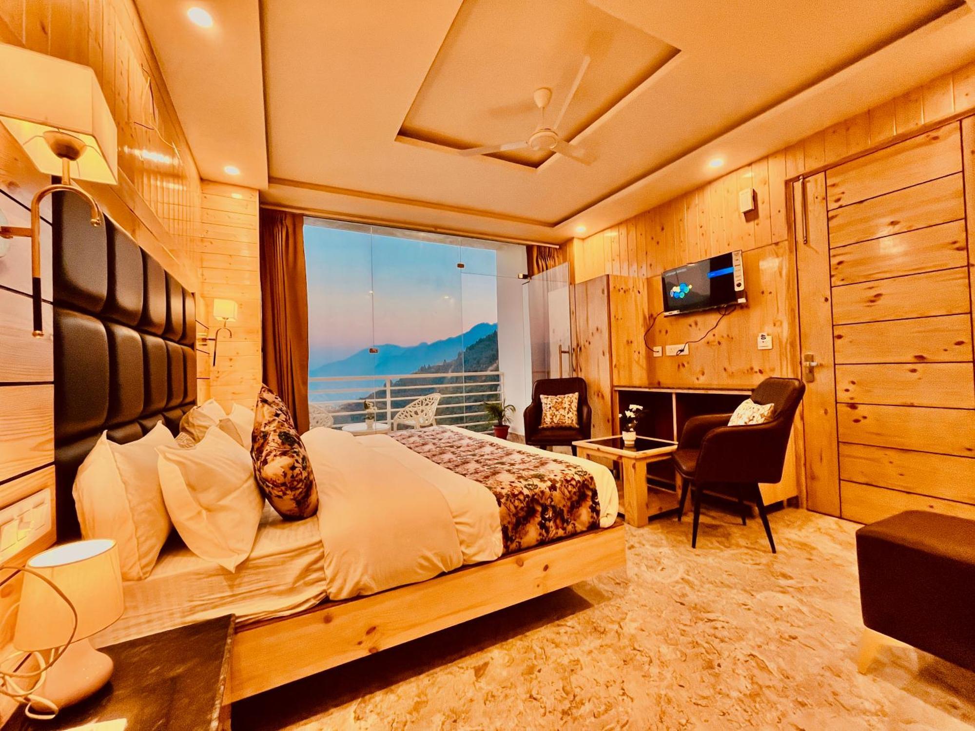 Hotel Classic Crown - #Scenic Mountain View #Open Terrace #Parking #Premium Rooms With Balcony #Guest Preferred #Best Selling Hotel In Masuri Exterior foto