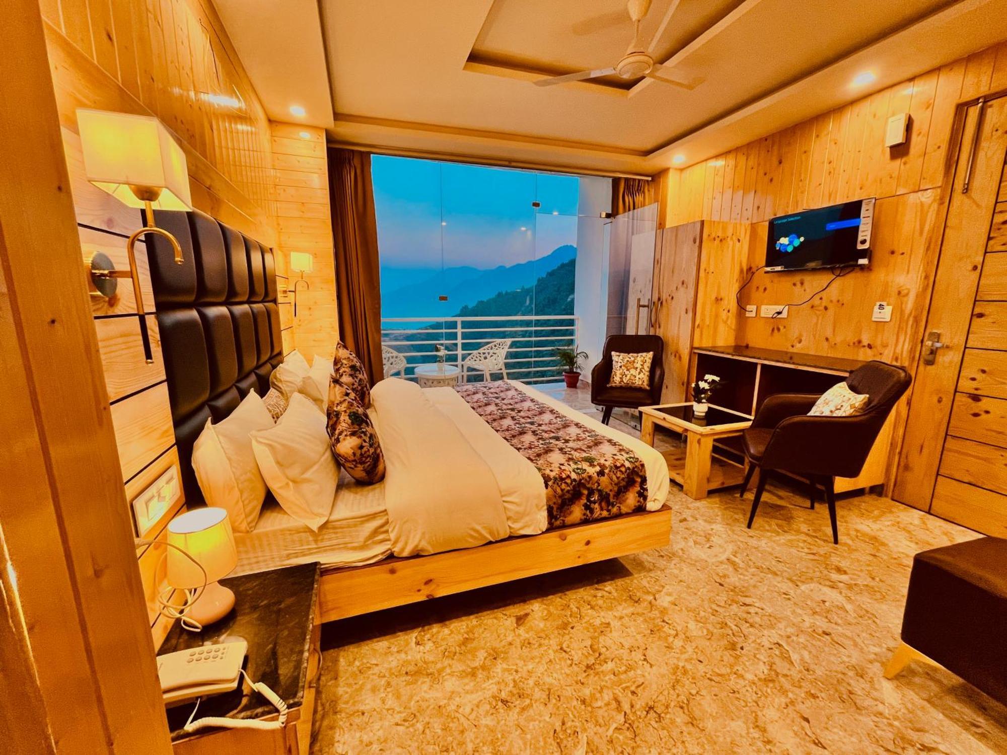 Hotel Classic Crown - #Scenic Mountain View #Open Terrace #Parking #Premium Rooms With Balcony #Guest Preferred #Best Selling Hotel In Masuri Exterior foto