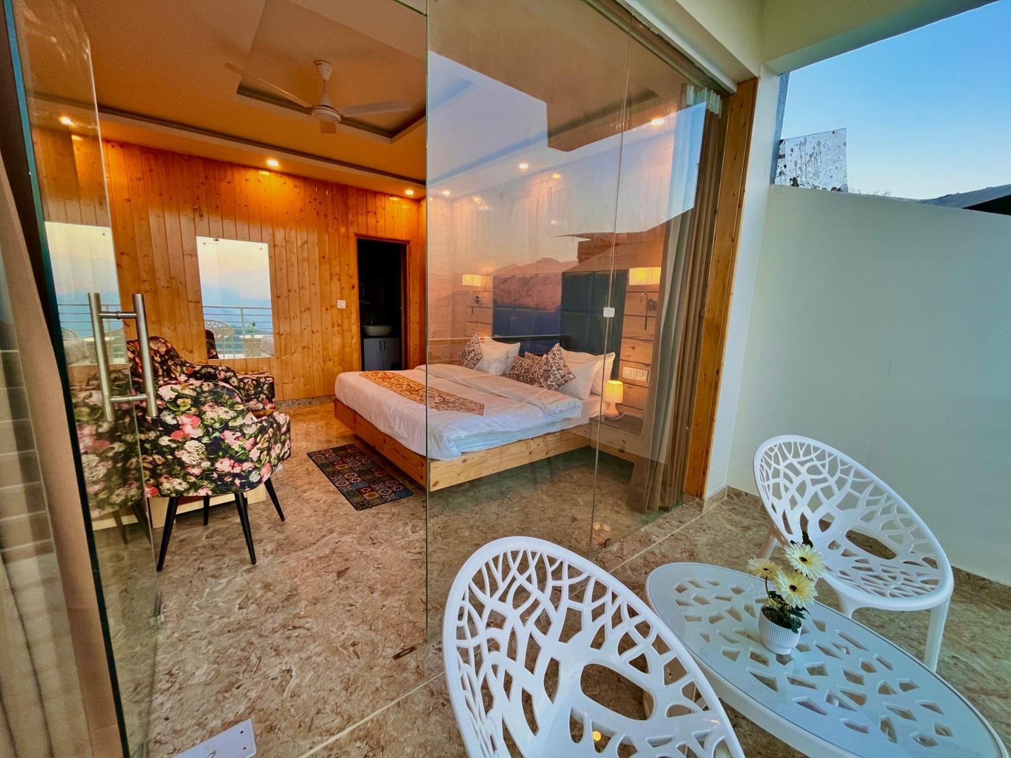 Hotel Classic Crown - #Scenic Mountain View #Open Terrace #Parking #Premium Rooms With Balcony #Guest Preferred #Best Selling Hotel In Masuri Exterior foto